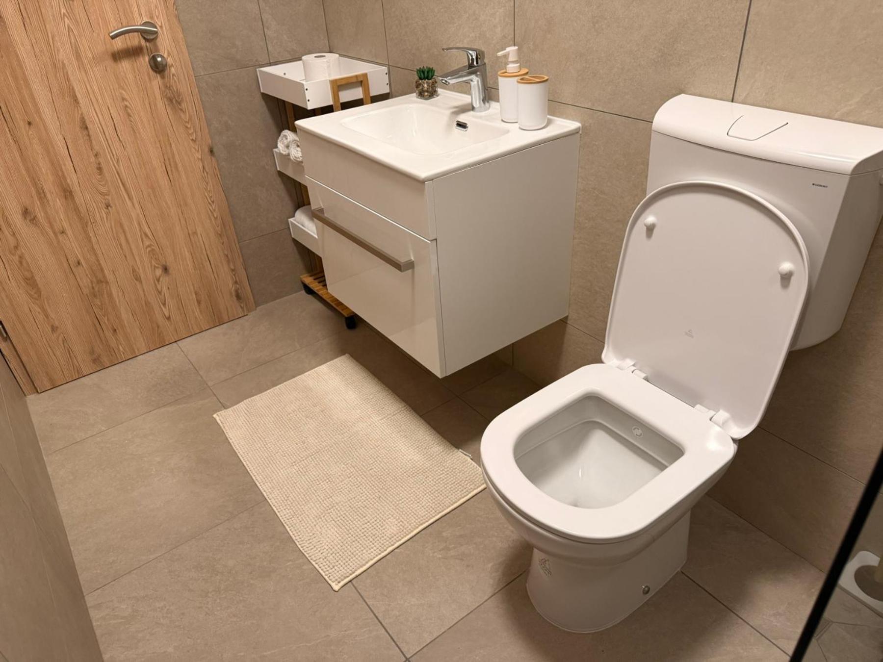 ראבץ Apartment Near The Sea 650 מראה חיצוני תמונה